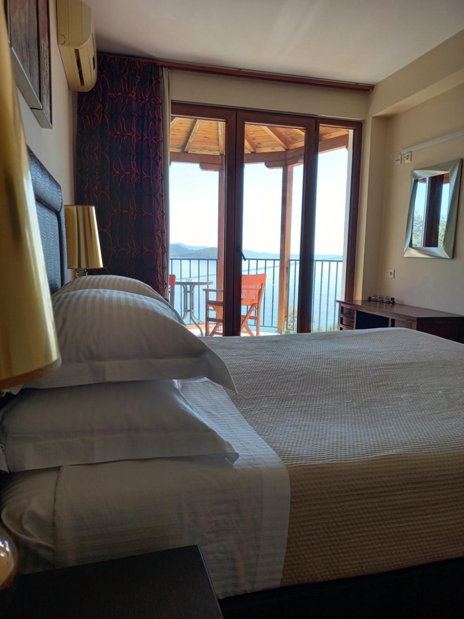 Poseidon Villa M Ammos Skiathos Town Exterior photo
